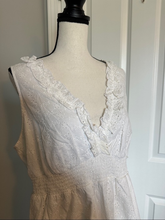 NWT White Eyelet Cotton Midi Dress XL Ruffle V-Neck Smocked Waist Cottagecore - Picture 2 of 5